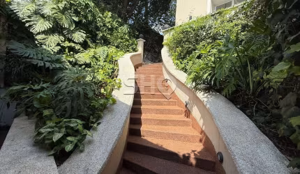 Casa com 4 quartos à venda na Rua Ubatuba, 236, Pacaembu, São Paulo por R$ 5.950.000