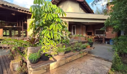 Casa em condomínio fechado com 4 quartos à venda na Alameda Volta ao Mundo, 740, Granja Viana II, Cotia por R$ 978.000