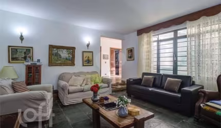 Casa com 3 quartos à venda na Rua Nicolau Barreto, 775, Itaim Bibi, São Paulo por R$ 2.850.000
