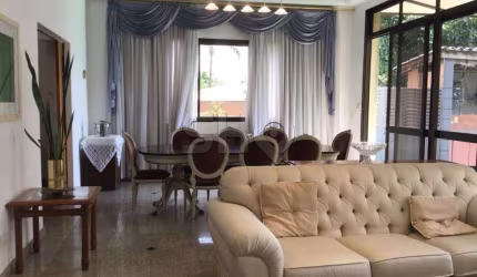 Casa com 4 quartos à venda na Rua Traipu, 1167, Pacaembu, São Paulo por R$ 4.590.000