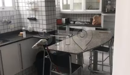 Apartamento com 3 quartos à venda na Rua Aureliano Coutinho, 142, Higienópolis, São Paulo por R$ 1.778.000
