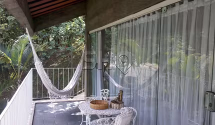 Casa com 3 quartos à venda na Rua François Clovet, 55, Vila Madalena, São Paulo por R$ 3.000.000