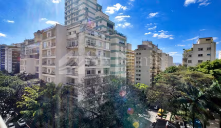 Apartamento com 3 quartos à venda na Rua Piauí, 359, Higienópolis, São Paulo por R$ 1.875.000