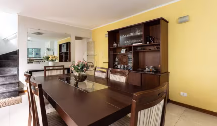 Casa com 4 quartos à venda na Avenida Miruna, 1581, Moema, São Paulo por R$ 1.100.000