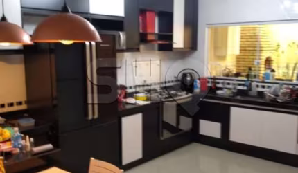 Casa com 3 quartos à venda na Rua Antônio Portugal, 161, Jardim Virgínia Bianca, São Paulo por R$ 681.000