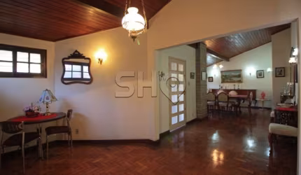 Casa com 2 quartos à venda na Avenida Paulo VI, 426, Sumaré, São Paulo por R$ 1.990.000