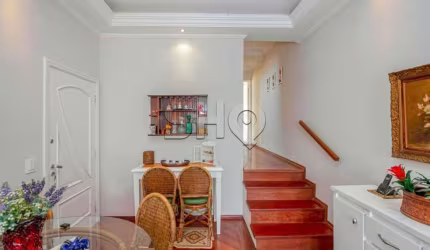 Casa com 3 quartos à venda na Rua João Fraissat, 140, Vila Romana, São Paulo por R$ 1.300.000