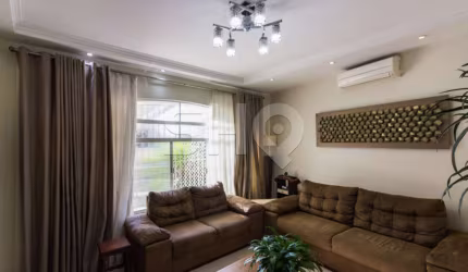 Casa com 4 quartos à venda na Rua Guararapes, 21, Lapa, São Paulo por R$ 1.750.000