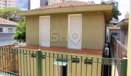 Casa com 3 quartos à venda na Rua Barão de Tefé, 138, Água Branca, São Paulo por R$ 2.800.000