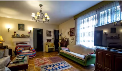 Casa com 4 quartos à venda na Rua Bernardo da Veiga, 62, Sumaré, São Paulo por R$ 3.199.000