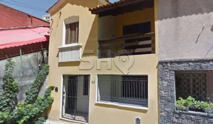 Casa com 3 quartos à venda na Rua Cangatara, 23, Pinheiros, São Paulo por R$ 1.690.000