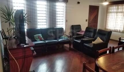 Casa com 3 quartos à venda na Rua Antônio Gomes da Silva, 116, Horto Florestal, São Paulo por R$ 1.500.000