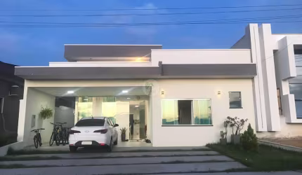 Casa com 3 Suítes a venda no condomínio Passaredo, bairro Ponta Negra, Manaus