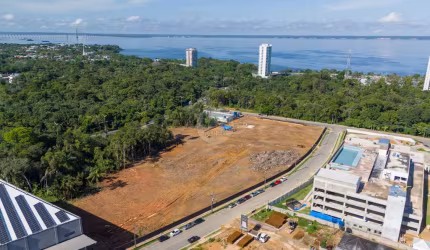 Lotes a venda na Ponta Negra, Manaus