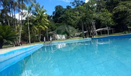 Sítio à Venda em Presidente Figueiredo-AM