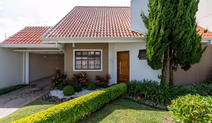 Casa com 4 quartos à venda na Rua Adolfo Sora, 103, Pineville, Pinhais, 210 m2 por R$ 1.349.000