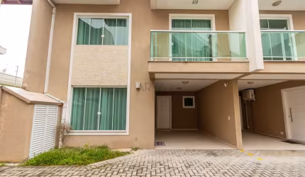 Casa em condomínio fechado com 4 quartos à venda na Rua Maximo Asinelli, 558, Uberaba, Curitiba, 179 m2 por R$ 750.000