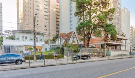 Terreno à venda na Avenida Sete de Setembro, 4436, Batel, Curitiba, 600 m2 por R$ 8.000.000