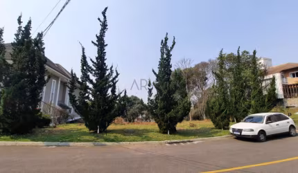 Terreno em condomínio fechado à venda na Rua Pedro Muraro, 50, São João, Curitiba, 777 m2 por R$ 2.190.000