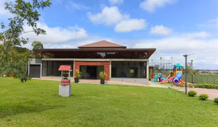Chácara / sítio com 3 quartos à venda na Rua Wanda dos Santos Mallmann, 4297, Centro, Pinhais, 550 m2 por R$ 3.200.000