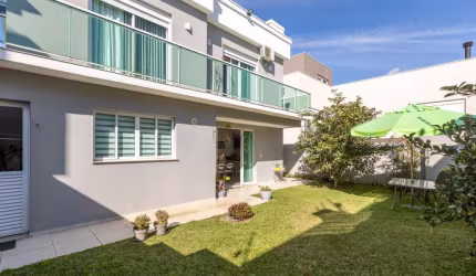 Casa em condomínio fechado com 4 quartos à venda na Rua Hermenegildo Luca, 101, Santa Felicidade, Curitiba, 240 m2 por R$ 2.600.000