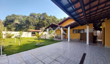 Casa em condomínio em Peruíbe