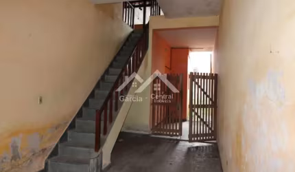 Apartamento e salão comercial em Peruíbe