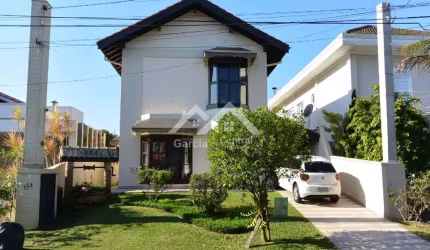 Sobrado em Peruíbe em Bougainville