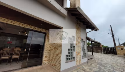 Excelente sobrado em São Bento do Sul, com 5 dormitórios, uma vista espetacular, pode ser financiada