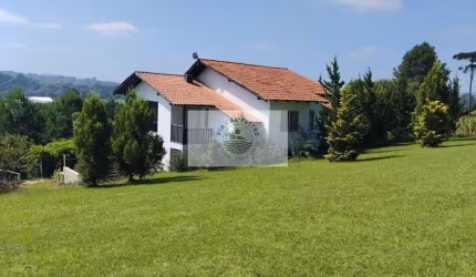 Casa de campo com 3 dormitórios, terreno 7.717 m², próximo a cervejaria Montserrat