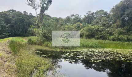 Terreno rural com 92.000 m², escriturado, com lagos, nascente, no bairro Vila Nova