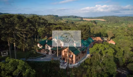 OPORTUNIDADE singular em Campo Alegre, SC - estilo “Porteira Fechada'. Pousada com área de 100 mil m², rio com belíssima Cachoeira, 22 suites