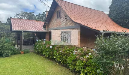 Sítio com residência de 3 quartos, todo montado, com lagos, area de festa, cancha de bocha, analisa permuta
