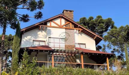 Casa de Campo no Condominio Trilha dos Carroções, 4 suítes, com uma vista espetacular, alto padrão