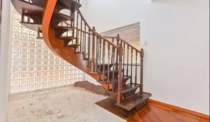 Casa com 5 dormitórios à venda, 402 m  por R  1.470.000,00 - Barreirinha - Curitiba PR