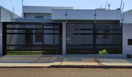 Casa com 3 dormitórios à venda, 76 m² por R$ 320.000,00 - Jardim São Paulo II - Sarandi/PR