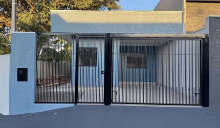 Casa com 2 dormitórios à venda, 125 m² por R$ 275.000,00 - Jardim Tropical - Sarandi/PR