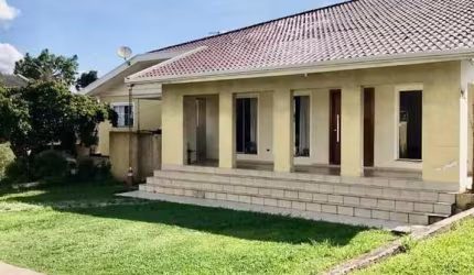 Casa com 4 dormitórios à venda, 403 m  em terreno de 1040m por R  2.000.000 - Estação - Araucária PR