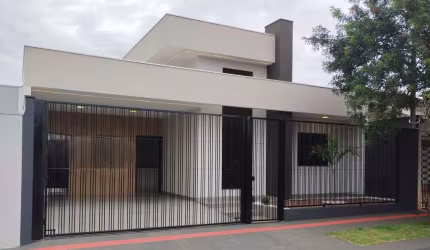 Casa com 3 dormitórios à venda, 121 m² por R$ 690.000,00 - Parque das Laranjeiras - Maringá/PR
