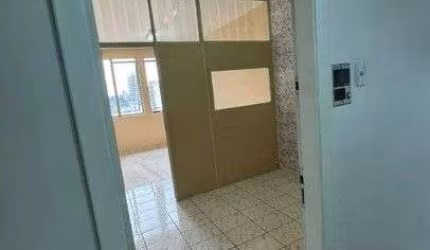 Sala à venda, 22 m  por R  90.000,00 - Centro - Curitiba PR