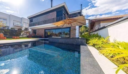 Casa com 8 dormitórios à venda,601.00 m , santo inácio, CURITIBA - PR