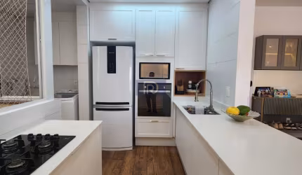 Apartamento a venda com 02 Dormitórios sendo 01 Suíte no Ipiranga/ São José, SC
