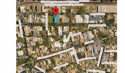 Imóvel com grande potencial comercial e residencial!