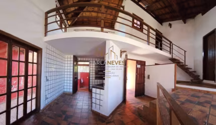 LOCAÇÃO - Casa 03 Dormit. (01Suite)