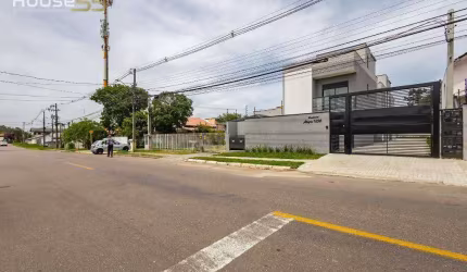 Sobrado com 3 dormitórios à venda, 125 m² por R$ 859.000,00 - Jardim das Américas - Curitiba/PR