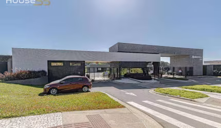 Excelente Terreno em Condomínio de Alto Padrão na Região de Colombo.