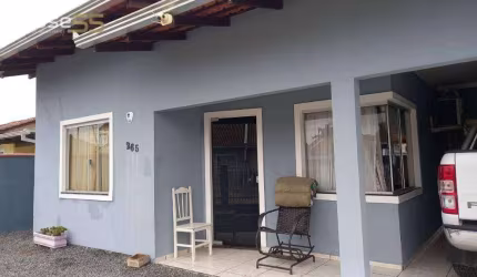 Casa com 2 dormitórios à venda, 120 m² por R$ 420.000,00 - Barra Sul - Balneário Barra do Sul/SC