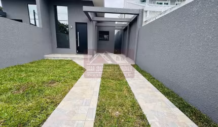 Excelente casa no Maracanã, de Frente para Rua com Fino Acabamento!!!