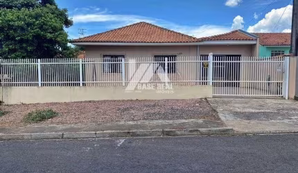 Casa à venda em Uvaranas