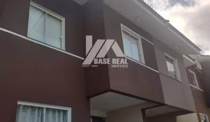 Sobrado a Venda na região de Uvaranas